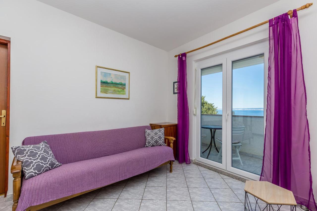 Private Accommodation Стара Башка Екстер'єр фото